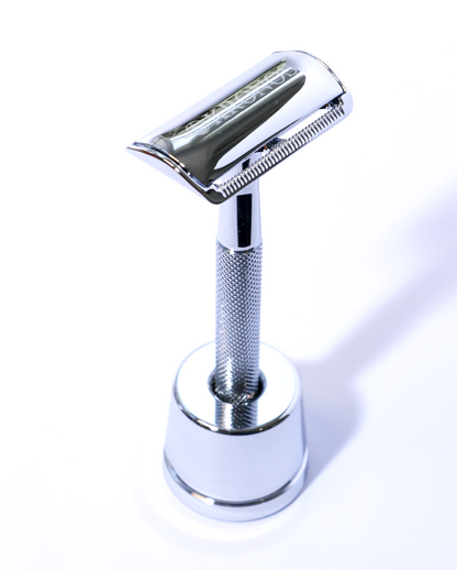 Stand for Chrome Razor